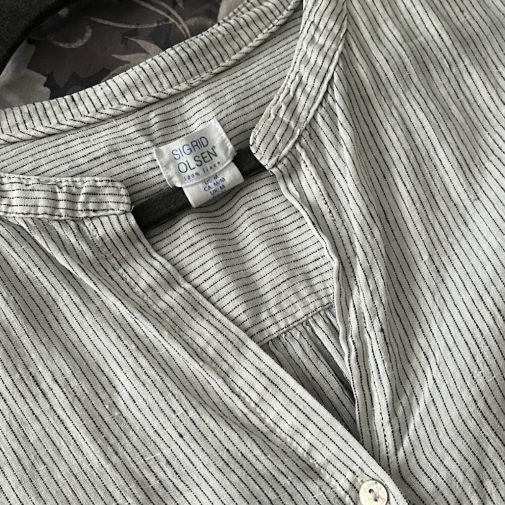 Sigrid Olsen button front linen tunic - size M 31" L - Picture 2 of 5